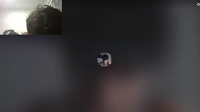 Snapshot of it0z_klk chatting on February 20, 3:45 am it0z klk online show from February 20, 3:45 am