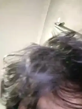 Snapshot of it0z_klk chatting on March 26, 4:40 am it0z klk online show from March 26, 4:40 am