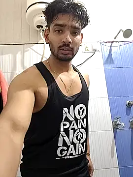 13horny13 online show from January 30, 2:38 am