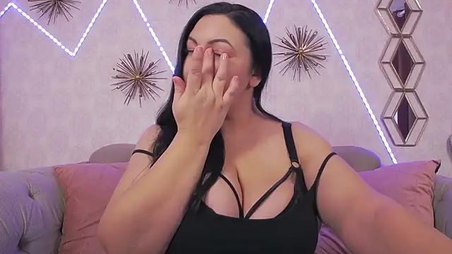 BustyEva  online show from January 17, 6:29 am