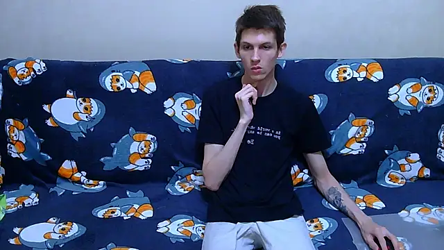 Snapshot of Lester_Broo chatting on June 24, 10:09 pm Lester Broo online show from June 24, 10:09 pm