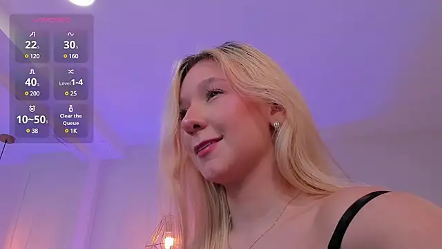 Snapshot of shatall_rouge chatting on February 22, 3:56 am shatall rouge online show from February 22, 3:56 am