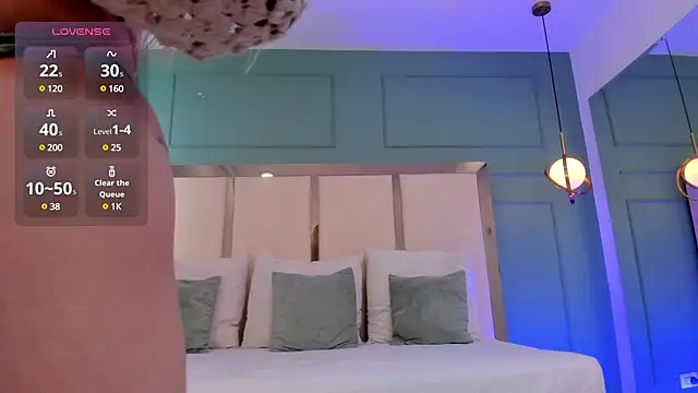 Snapshot of shatall_rouge chatting on February 28, 6:09 pm shatall rouge online show from February 28, 6:09 pm