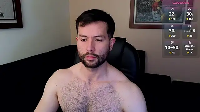 Snapshot of hairyncuteass chatting on April 24, 5:04 pm hairyncuteass online show from April 24, 5:04 pm