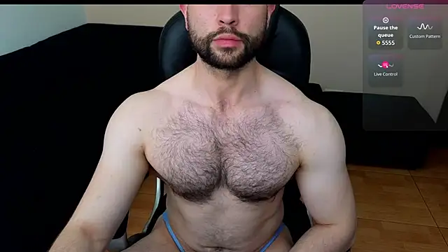 Snapshot of hairyncuteass chatting on May 8, 7:41 pm hairyncuteass online show from May 8, 7:41 pm