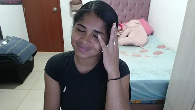 Snapshot of july-feria chatting on October 27, 7:18 pm july-feria online show from October 27, 7:18 pm