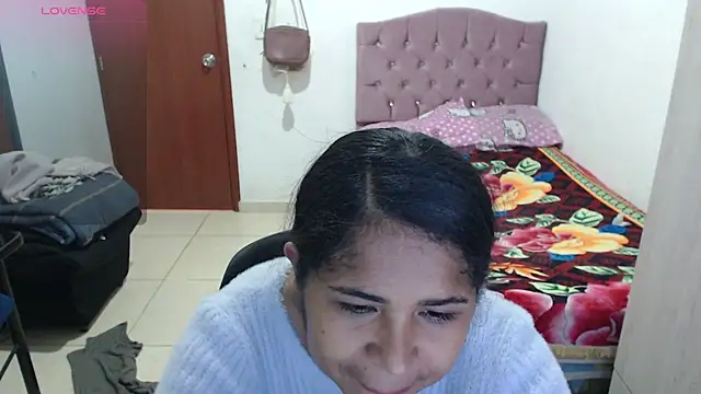 Snapshot of july-feria chatting on November 27, 5:04 pm july-feria online show from November 27, 5:04 pm