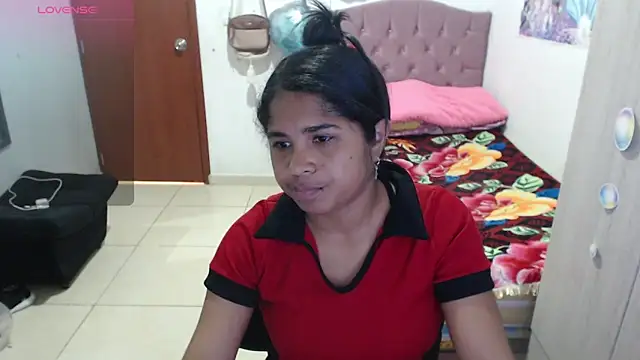 Snapshot of july-feria chatting on December 13, 7:53 pm july-feria online show from December 13, 7:53 pm