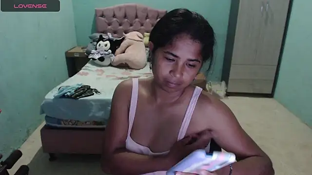 Snapshot of july-feria chatting on April 8, 2:39 pm july-feria online show from April 8, 2:39 pm