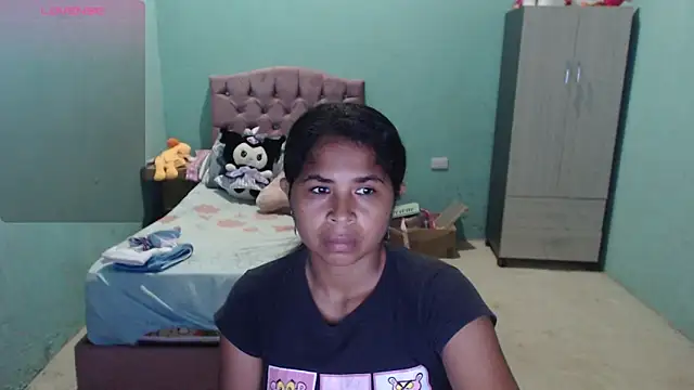 Snapshot of july-feria chatting on April 14, 11:38 am july-feria online show from April 14, 11:38 am