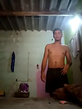 Snapshot of Maguito02 chatting on September 13, 3:23 pm Maguito02 online show from September 13, 3:23 pm