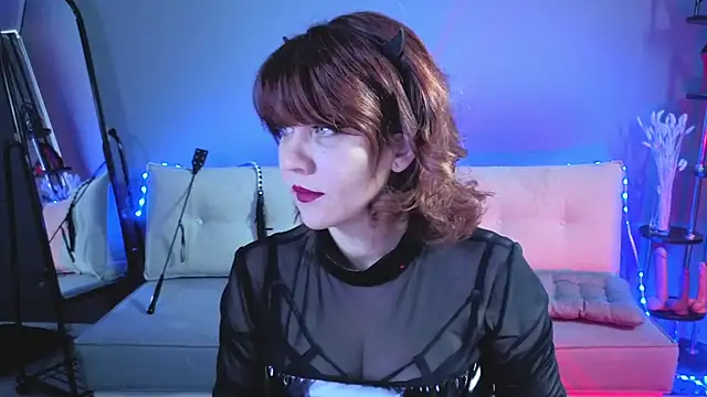 Snapshot of Goddess_Orsa chatting on May 27, 3:58 am Goddess Orsa online show from May 27, 3:58 am
