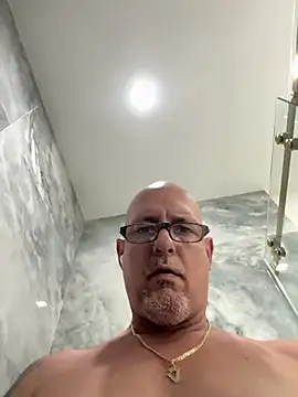 Snapshot of carlospingalinda chatting on February 2, 5:48 pm carlospingalinda online show from February 2, 5:48 pm