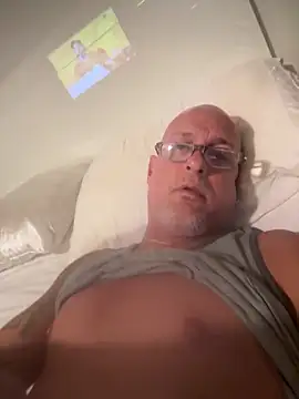 Snapshot of carlospingalinda chatting on October 14, 4:13 am carlospingalinda online show from October 14, 4:13 am