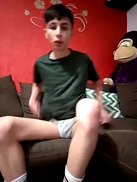 Snapshot of adriaav chatting on February 2, 6:45 am adriaav online show from February 2, 6:45 am