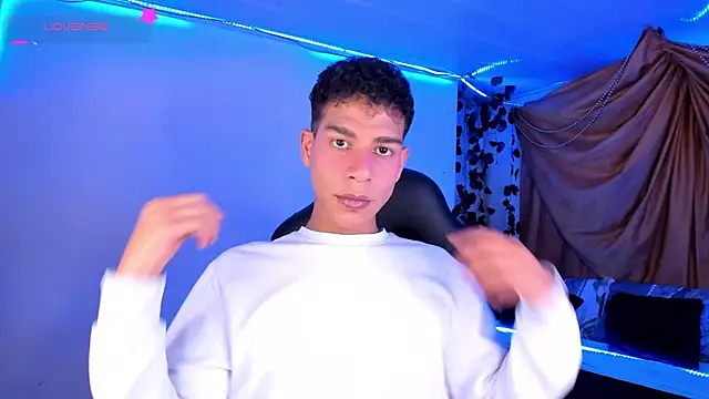 Ethan Boyy online show from December 2, 11:23 pm