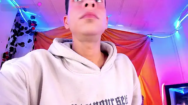 Ethan Boyy online show from December 14, 7:18 pm