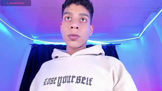 Ethan Boyy online show from March 31, 5:35 pm