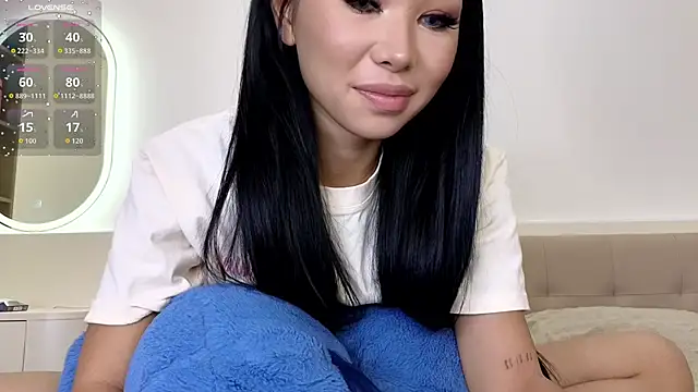 Snapshot of asianqueeny chatting on May 11, 7:55 pm asianqueeny online show from May 11, 7:55 pm