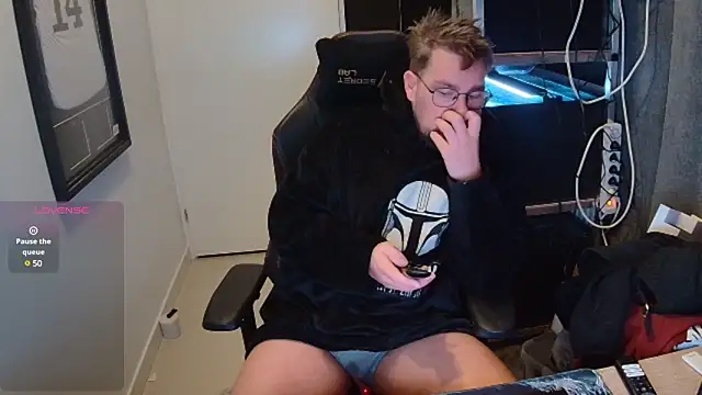 justinitt online show from January 31, 4:47 am