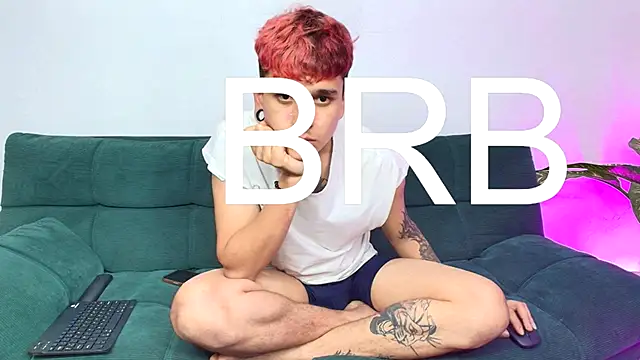 Snapshot of Sky_dirty chatting on March 21, 8:28 am Sky dirty online show from March 21, 8:28 am