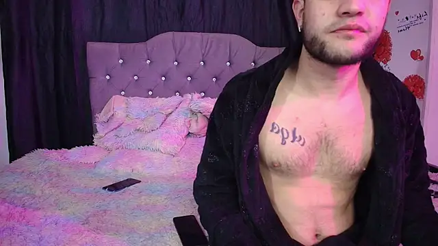 Snapshot of im_dominik chatting on July 28, 3:02 am im dominik online show from July 28, 3:02 am
