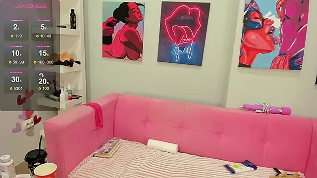 Brilly Lily online show from December 14, 2:17 am