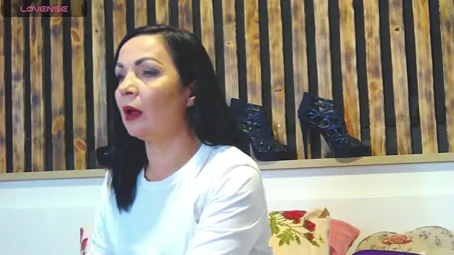 Snapshot of Tory_Lovi chatting on November 26, 11:11 am Tory Lovi online show from November 26, 11:11 am