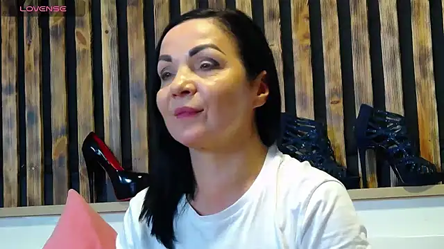 Snapshot of Tory_Lovi chatting on December 2, 1:05 pm Tory Lovi online show from December 2, 1:05 pm