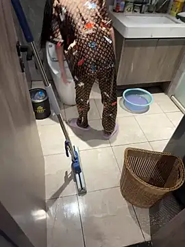 Snapshot of TOP_ping chatting on February 25, 7:36 pm TOP ping online show from February 25, 7:36 pm