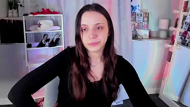 Sahara Shields online show from April 15, 9:27 am