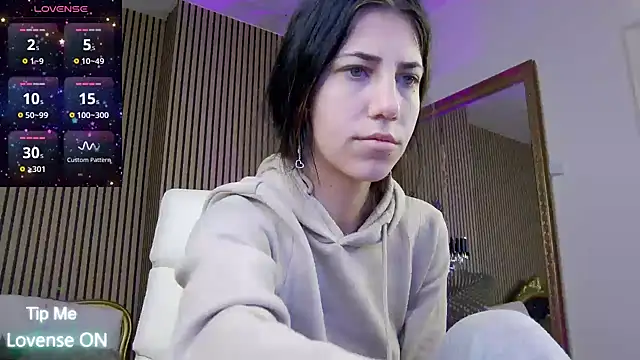 KeylaBlair online show from March 11, 4:21 am