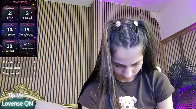 KeylaBlair online show from March 11, 4:40 pm