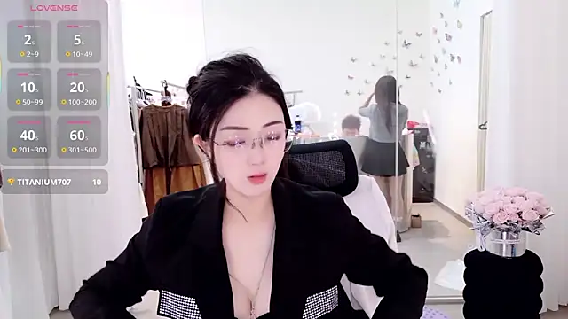 miaomiao-777 online show from April 13, 1:22 am