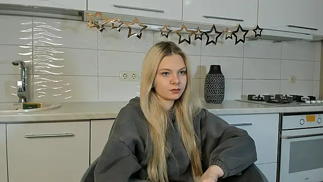 SynnoveEyre online show from January 29, 2:53 pm