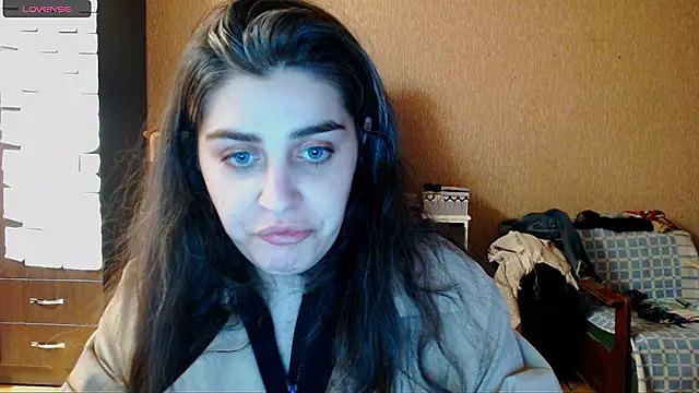  Roselina  online show from April 8, 3:56 pm