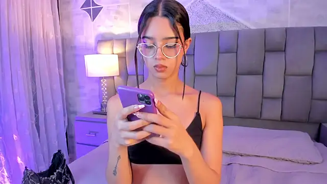 MattThompsonn online show from March 16, 10:30 am