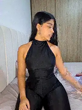 IslaBlaze online show from December 3, 1:35 am