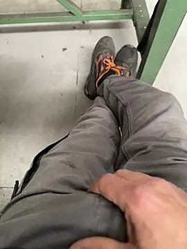 Snapshot of sempreilmio2 chatting on February 18, 11:55 am sempreilmio2 online show from February 18, 11:55 am