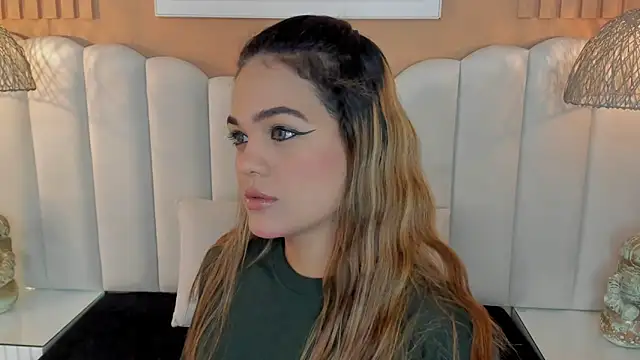 Snapshot of rutila_ford chatting on January 22, 10:07 am rutila ford online show from January 22, 10:07 am