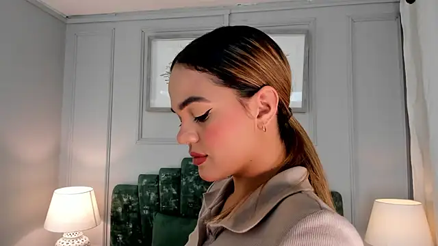 Snapshot of rutila_ford chatting on February 20, 10:37 am rutila ford online show from February 20, 10:37 am