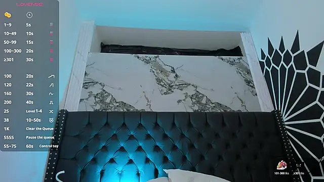 EthaanCox online show from February 11, 9:09 pm