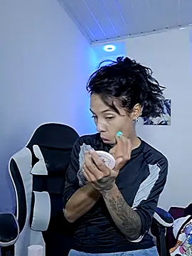 Miss sparkle00 online show from February 4, 8:14 pm