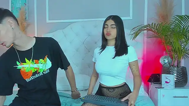 Snapshot of connor_and_angel chatting on March 22, 1:19 pm connor and angel online show from March 22, 1:19 pm