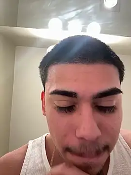 Snapshot of Daddywick chatting on January 15, 6:40 pm Daddywick online show from January 15, 6:40 pm