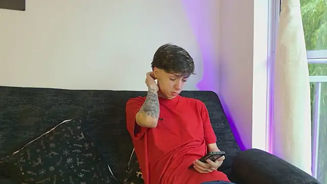 ethan and ava online show from February 15, 12:14 pm