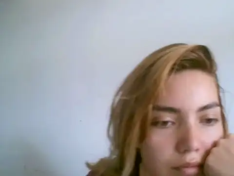 VittoriaTaylor online show from November 20, 8:41 pm