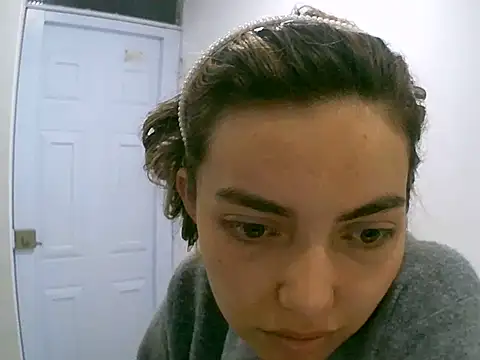 Snapshot of VittoriaTaylor chatting on June 8, 1:28 am VittoriaTaylor online show from June 8, 1:28 am