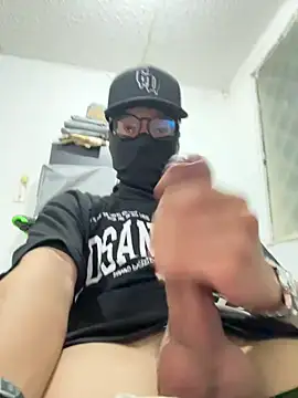 Snapshot of Labylaq chatting on January 14, 2:29 am Labylaq online show from January 14, 2:29 am
