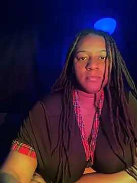 xoxoHotCoCo online show from March 21, 7:24 am